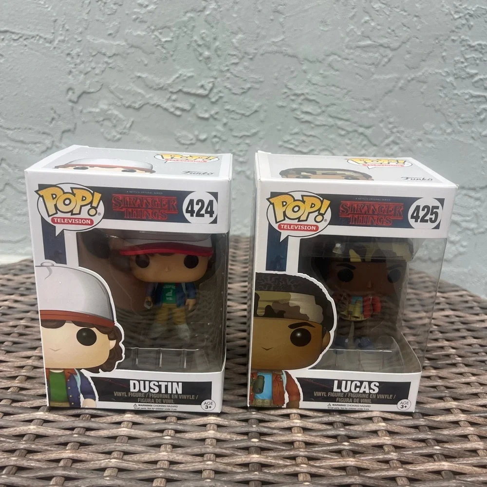 Funko Pop Stranger Things Dustin 424 Lucas 425 Vinyl Figures Set New